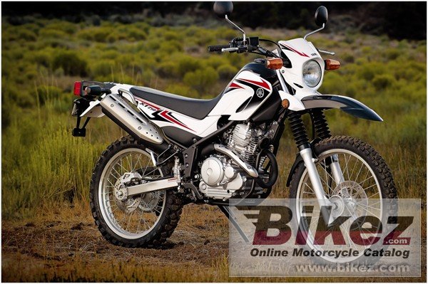 Big Yamaha xt250 picture and wallpaper from Bikez.com